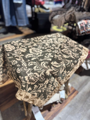 Saddle Flower Scarf