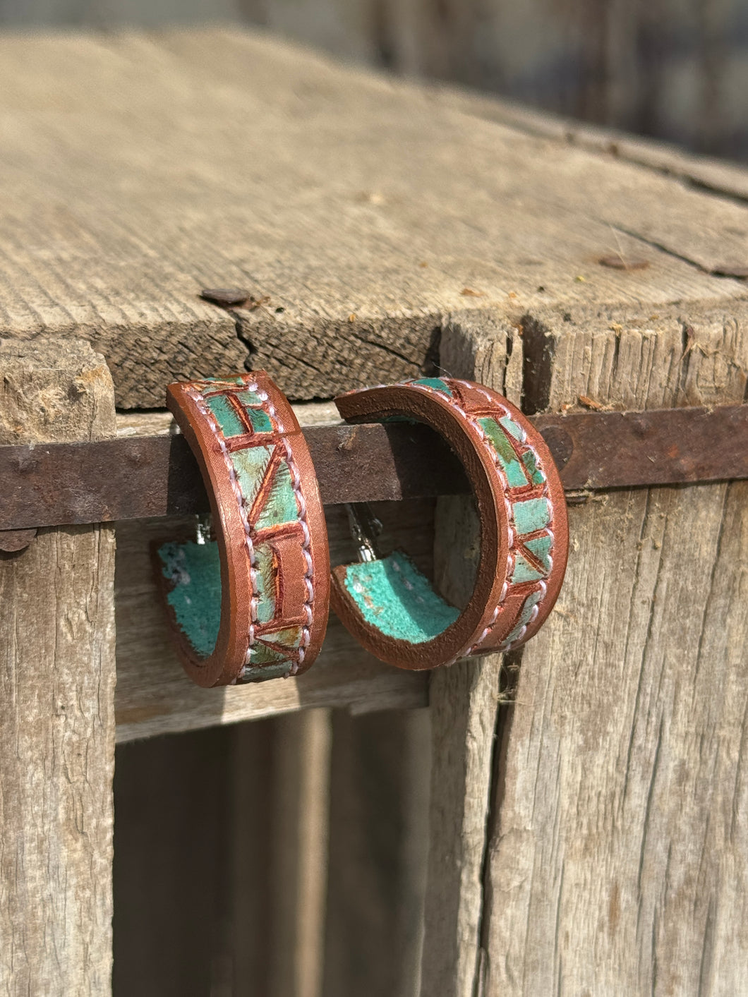 Mosaic Hoop Earring (Turquoise/Brown Border)