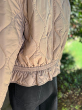 Load image into Gallery viewer, Camel Quilted Jacket