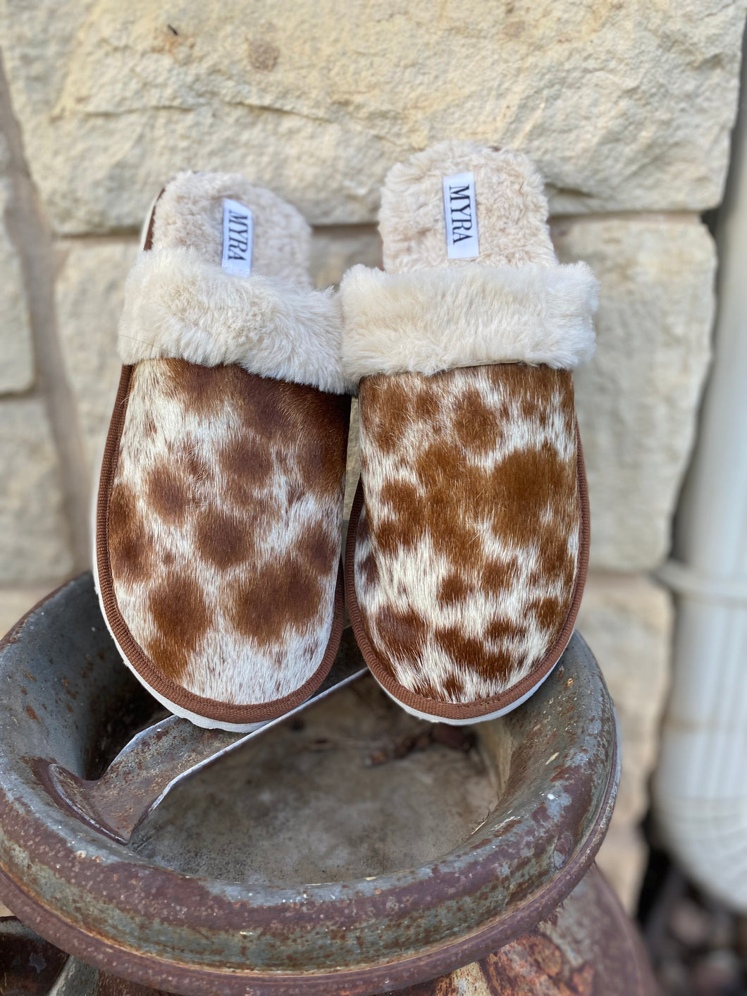 Cowhide Slippers Rockin Rhona